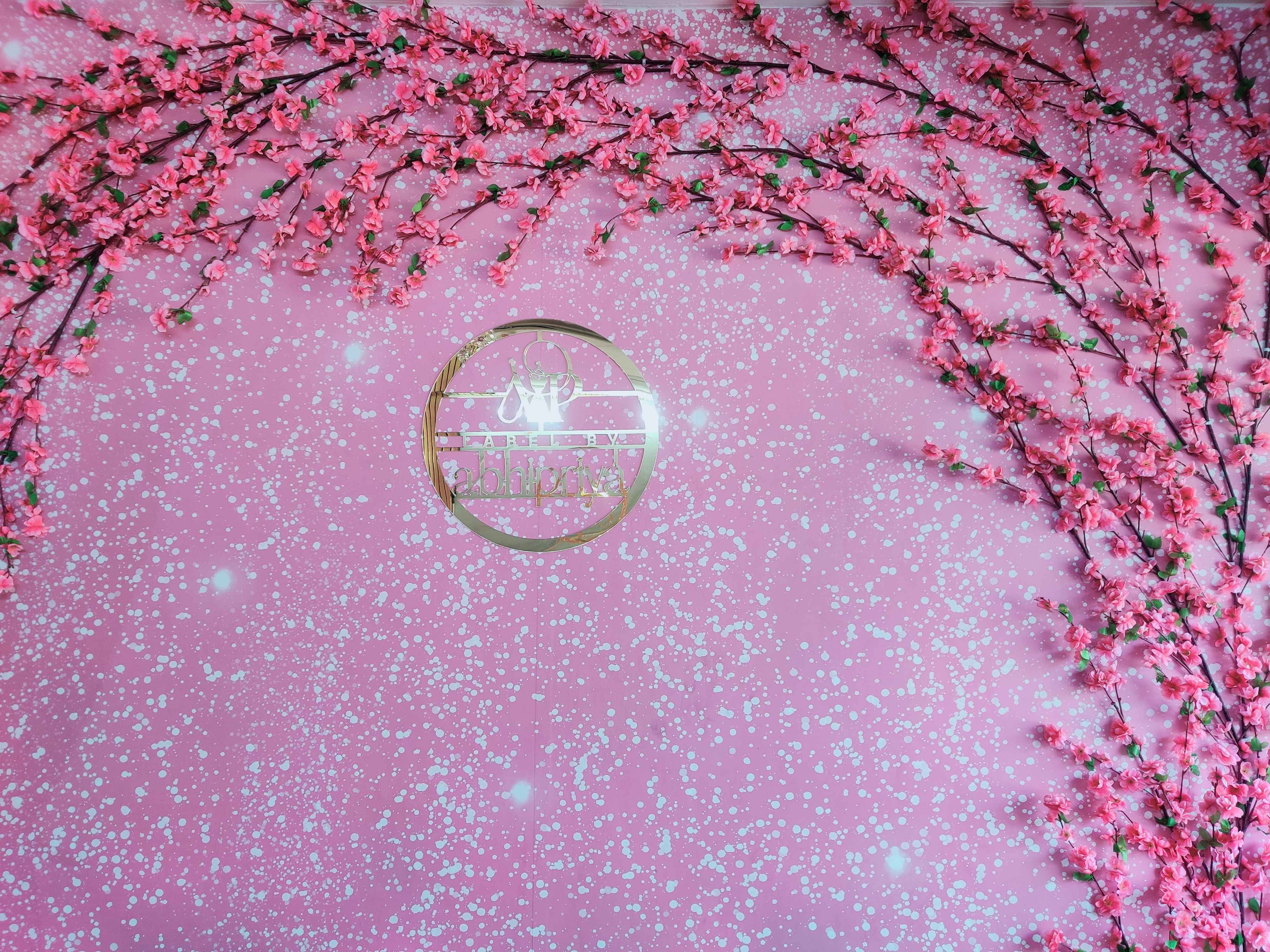 bg_sec_img_main_sctn1_dk